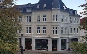 Schillers Hotel & Cafe - Garni -